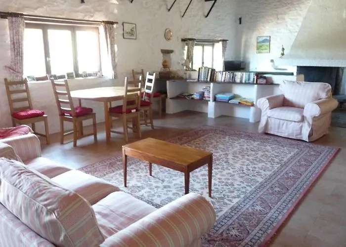 Semesterbostad La Bergerie, With Private Pool And Garden